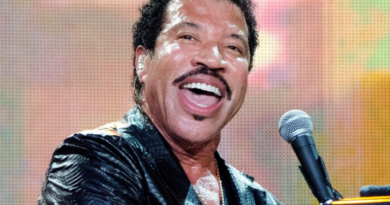 Lionel Richie – Hello – Con Subtitulos